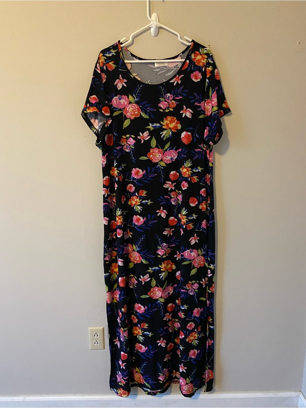 Bobbie brooks maxi dress 3x black and floral
